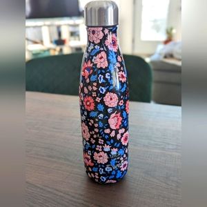 Swell water bottle